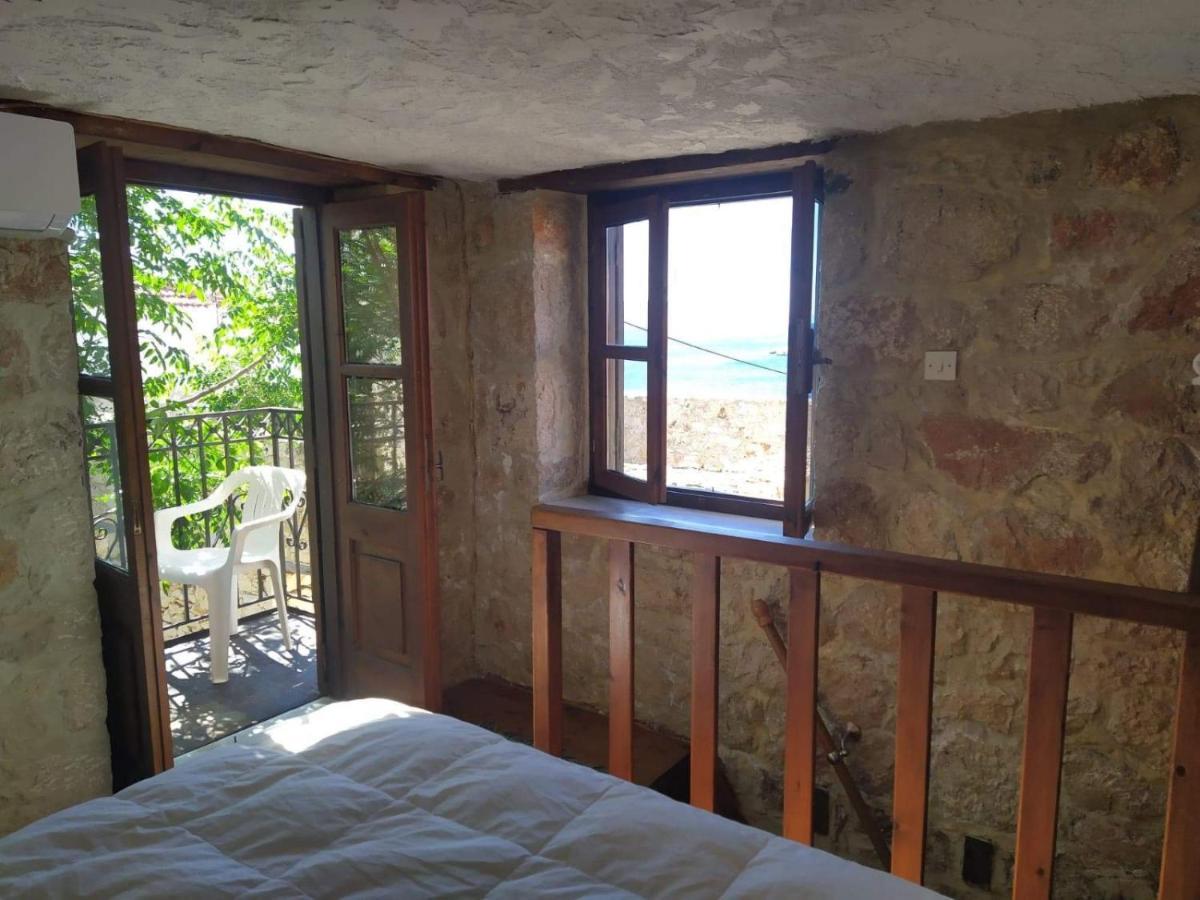 Rosalia Apartments Chalki Town Bagian luar foto