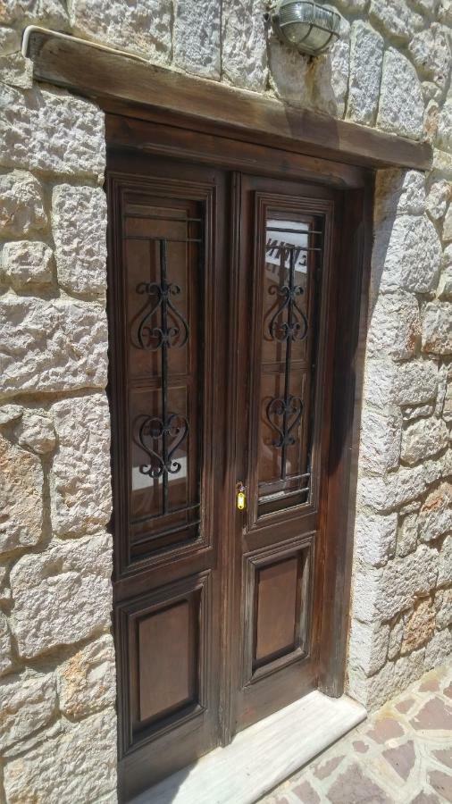 Rosalia Apartments Chalki Town Bagian luar foto
